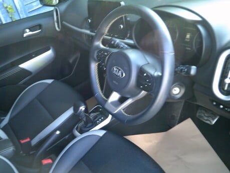 Kia Picanto X-LINE ONLY 21,000 MILES FROM NEW 3