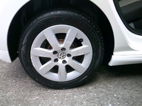 Volkswagen Polo BLUEMOTION TDI ONLY 96,000 MILES FROM NEW 11