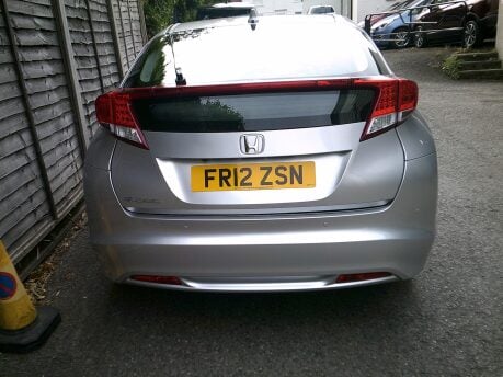 Honda Civic I-VTEC ES ONLY 15,000 MILES FROM NEW 6