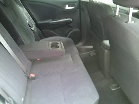Honda Civic I-VTEC ES ONLY 15,000 MILES FROM NEW 11