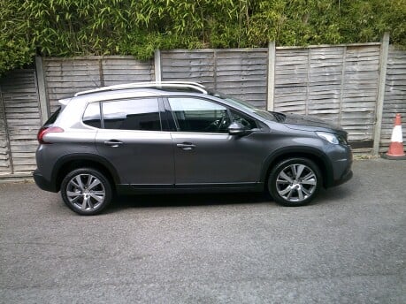 Peugeot 2008 PURETECH S/S ALLURE PREMIUM ONLY 17,000 MILES FROM NEW 4