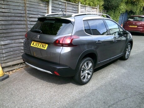 Peugeot 2008 PURETECH S/S ALLURE PREMIUM ONLY 17,000 MILES FROM NEW 2
