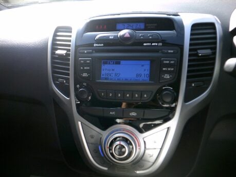 Hyundai ix20 STYLE ONLY 27,000 MILES FROM NEW 17