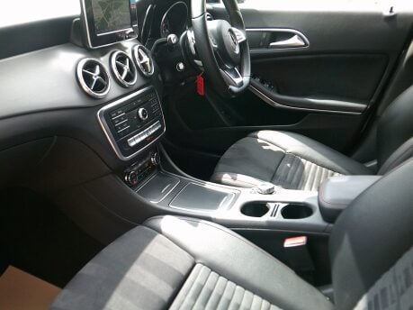 Mercedes-Benz CLA Class CLA 200 D AMG LINE ONLY 53,000 MILES FROM NEW 14