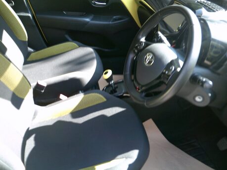 Toyota Aygo VVT-I X-CITE 2 X-SHIFT ONLY 39,000 MILES FROM NEW 9