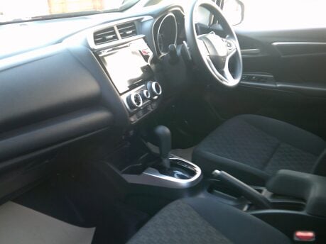 Honda Jazz I-VTEC SE NAVI ONLY 22,000 MILES FROM NEW 16