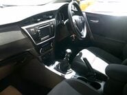 Toyota Auris ICON VALVEMATIC ONLY 52,000 MILES FROM NEW 15