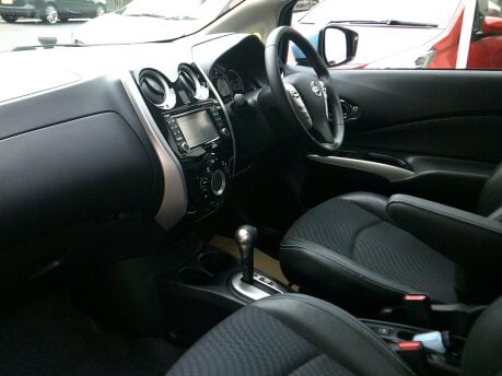 Nissan Note TEKNA DIG-S ONLY 38,000 MILES FROM NEW 11