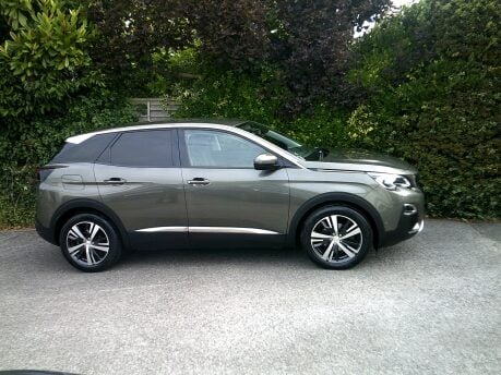 Peugeot 3008 PURETECH S/S ALLURE ONLY 35,000 MILES FROM NEW 4