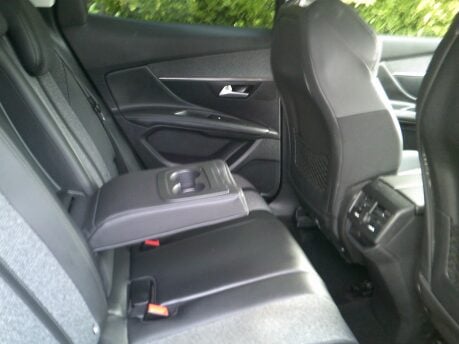 Peugeot 3008 PURETECH S/S ALLURE ONLY 35,000 MILES FROM NEW 8