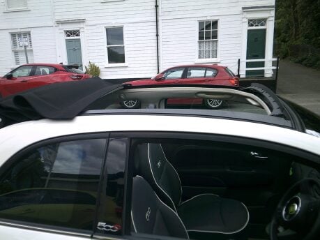 Fiat 500 TWINAIR LOUNGE DUALOGIC ONLY 42,000 MILES FROM NEW 18