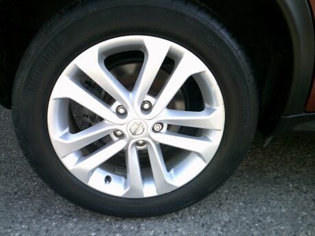 Nissan Juke TEKNA FULL LEATHER TRIM 8