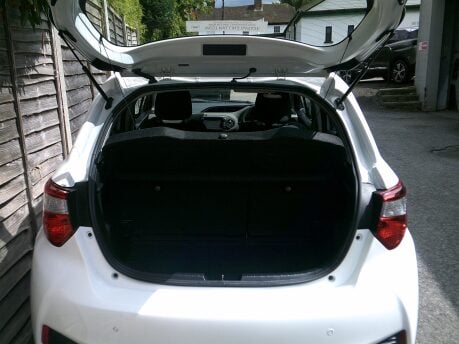 Toyota Yaris VVT-I ICON ONLY 31,000 MILES FROM NEW 7