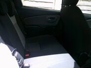 Toyota Yaris VVT-I ICON ONLY 31,000 MILES FROM NEW 9