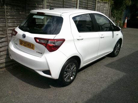 Toyota Yaris VVT-I ICON ONLY 31,000 MILES FROM NEW 2