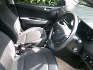 Hyundai i10 PREMIUM SE ONLY 15,000 MILES FROM NEW 9