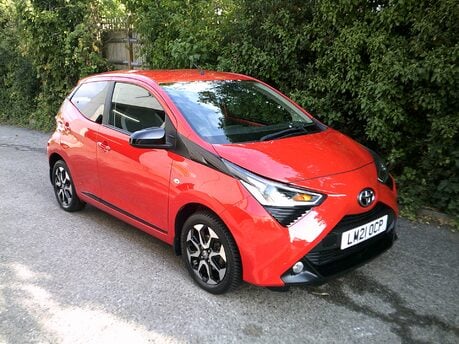 Toyota Aygo VVT-I X-TREND X-SHIFT TSS ONLY 26,000 MILES FROM NEW