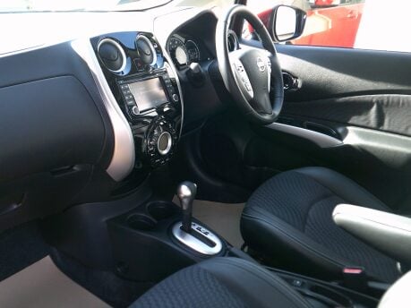Nissan Note TEKNA DIG-S ONLY 35,000 MILES FROM NEW 13