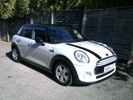 Mini Hatch COOPER ONLY 45,000 MILES FROM NEW 1