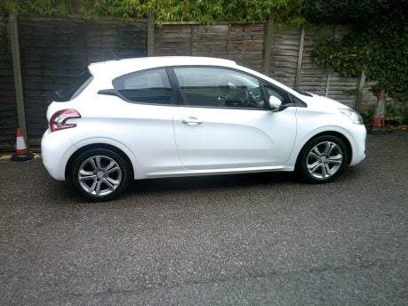 Peugeot 208 ACTIVE ONLY 74,000 MILES FROM NEW 4