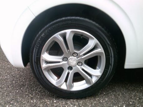 Peugeot 208 ACTIVE ONLY 74,000 MILES FROM NEW 10
