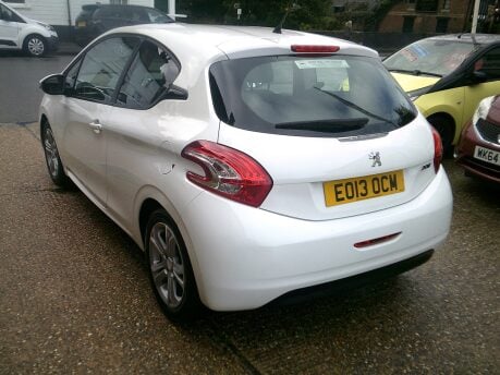 Peugeot 208 ACTIVE ONLY 74,000 MILES FROM NEW 14
