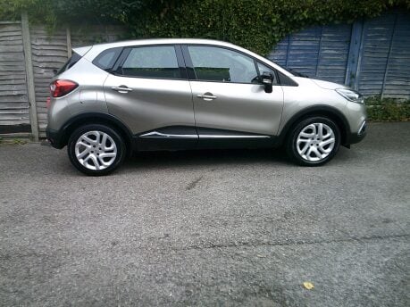 Renault Captur DYNAMIQUE NAV TCE ONE OWNER FROM NEW 4