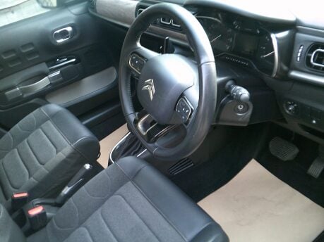 Citroen C3 PURETECH FLAIR PLUS S/S EAT6 ONLY 26,000 MILES FROM NEW 3