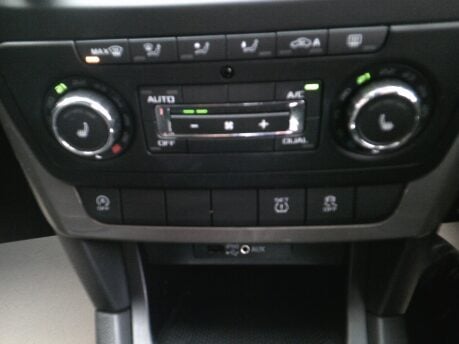 Skoda Yeti Outdoor SE L TSI DSG ONLY 30,000 MILES FROM NEW 19