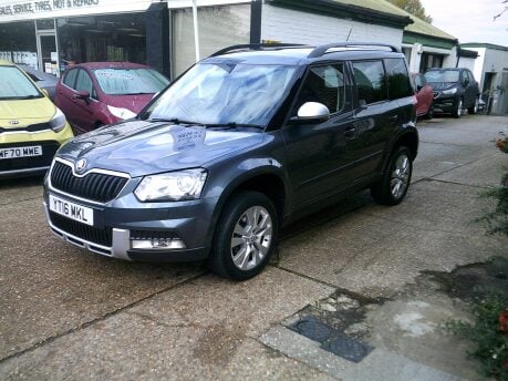 Skoda Yeti Outdoor SE L TSI DSG ONLY 30,000 MILES FROM NEW 15