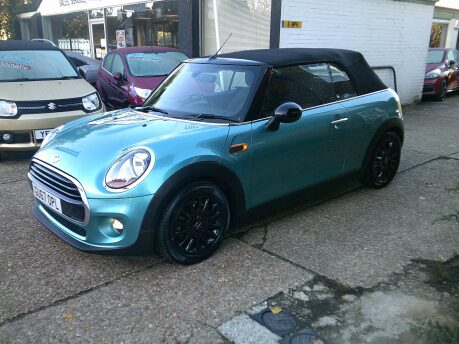 Mini Convertible COOPER ONLY 42,000 MILES FROM NEW 17