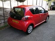 Toyota Aygo VVT-I MOVE ONLY 29,000 MILES FROM NEW 2