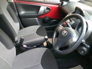 Toyota Aygo VVT-I MOVE ONLY 29,000 MILES FROM NEW 8