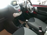 Toyota Aygo VVT-I MOVE ONLY 29,000 MILES FROM NEW 14
