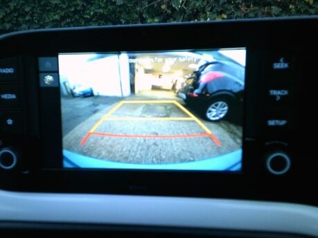 Hyundai i10 MPI PREMIUM ONLY 19,000 MILES FROM NEW 16