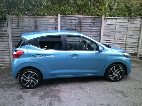 Hyundai i10 MPI PREMIUM ONLY 19,000 MILES FROM NEW 4