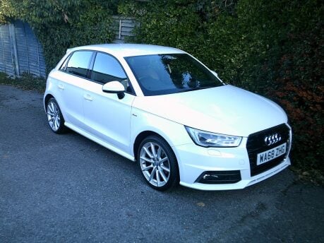 Audi A1 SPORTBACK TFSI S LINE NAV ONLY 46,000 MILES FROM NEW 1