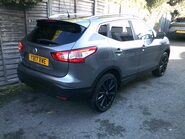 Nissan Qashqai TEKNA DIG-T XTRONIC ONLY 38,000 MILES FROM NEW 4
