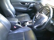 Nissan Qashqai TEKNA DIG-T XTRONIC ONLY 38,000 MILES FROM NEW 11
