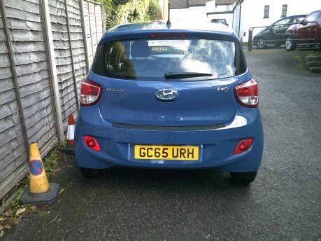 Hyundai i10 SE ONLY 7,000 MILES FROM NEW 6