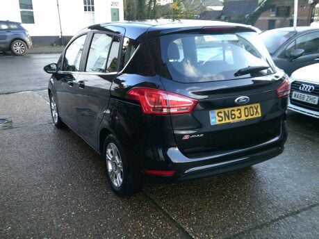 Ford B-Max ZETEC ONLY 18,000 MILES FROM NEW 17