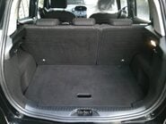 Ford B-Max ZETEC ONLY 18,000 MILES FROM NEW 7