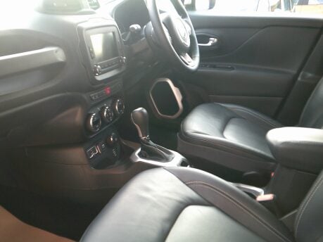 Jeep Renegade LIMITED ONLY 47,000 MILES FROM NEW 14