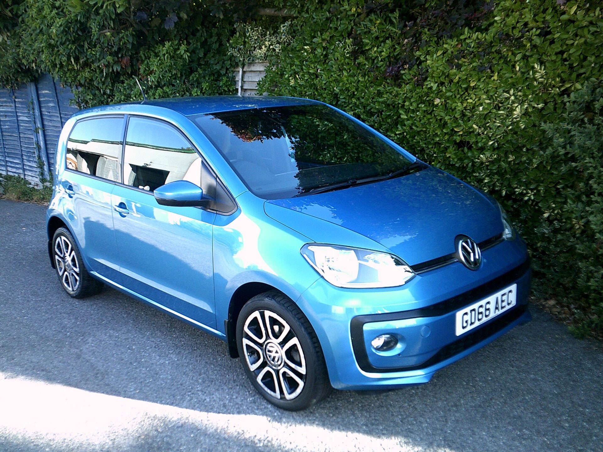 Volkswagen Up