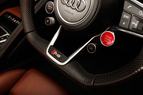 Audi R8 SPYDER V10 QUATTRO 21