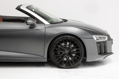 Audi R8 SPYDER V10 QUATTRO 28