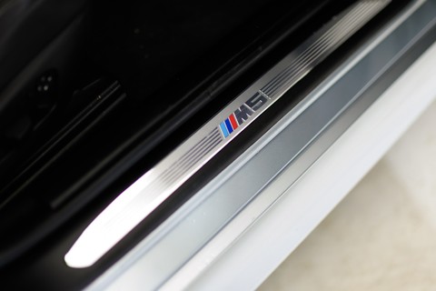 BMW 5 Series M5 23