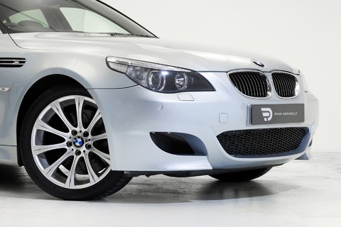 BMW 5 Series M5 31