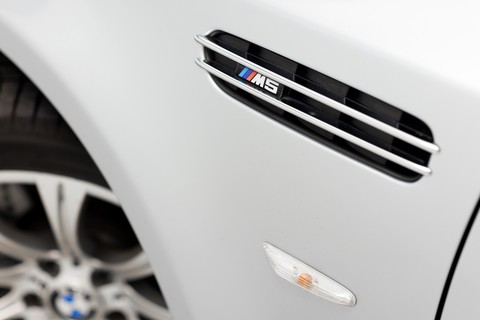 BMW 5 Series M5 40