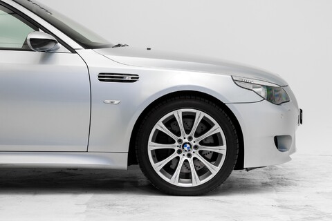 BMW 5 Series M5 51